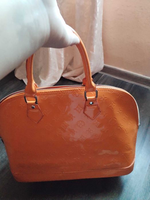 Оригинална Чанта на louis Vuitton