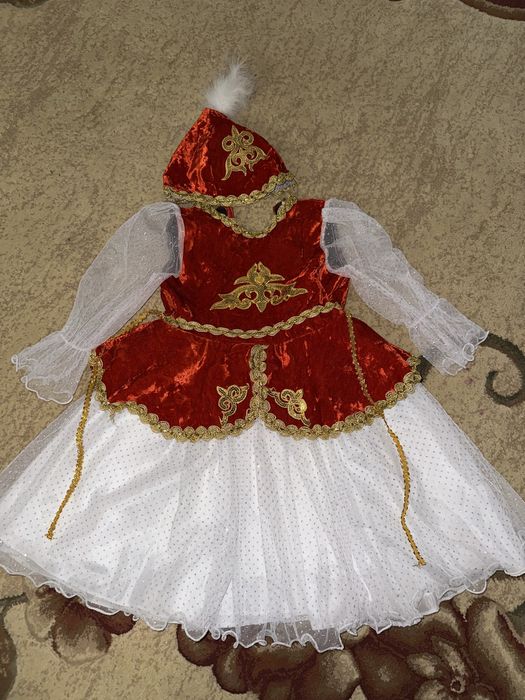 На прокат костюмы