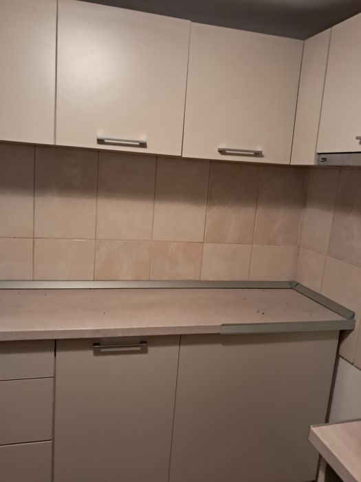 Vând bucătărie MDF făcută pe comanda