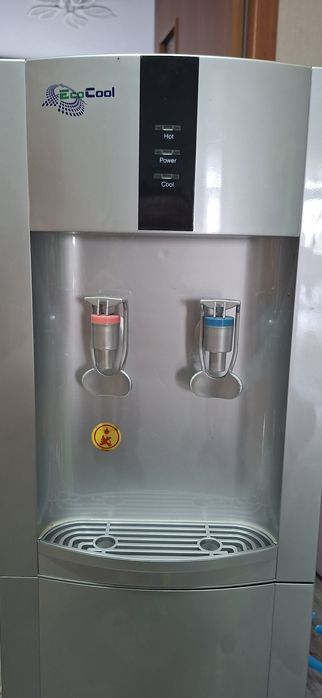 Диспансер Eco Cool в отличном состоянии