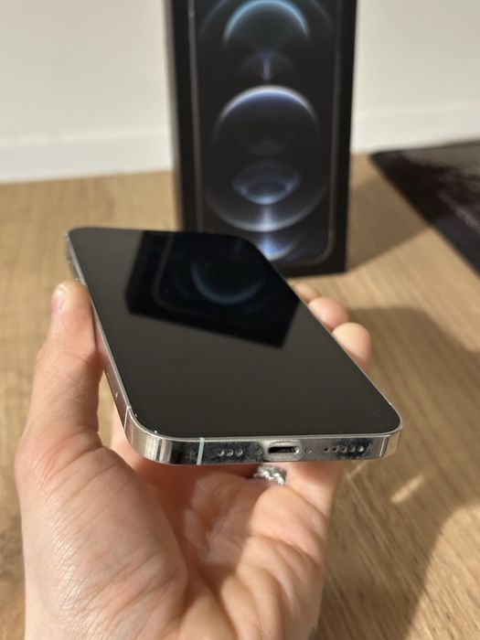 Айфон 11 про в отличном состоянии