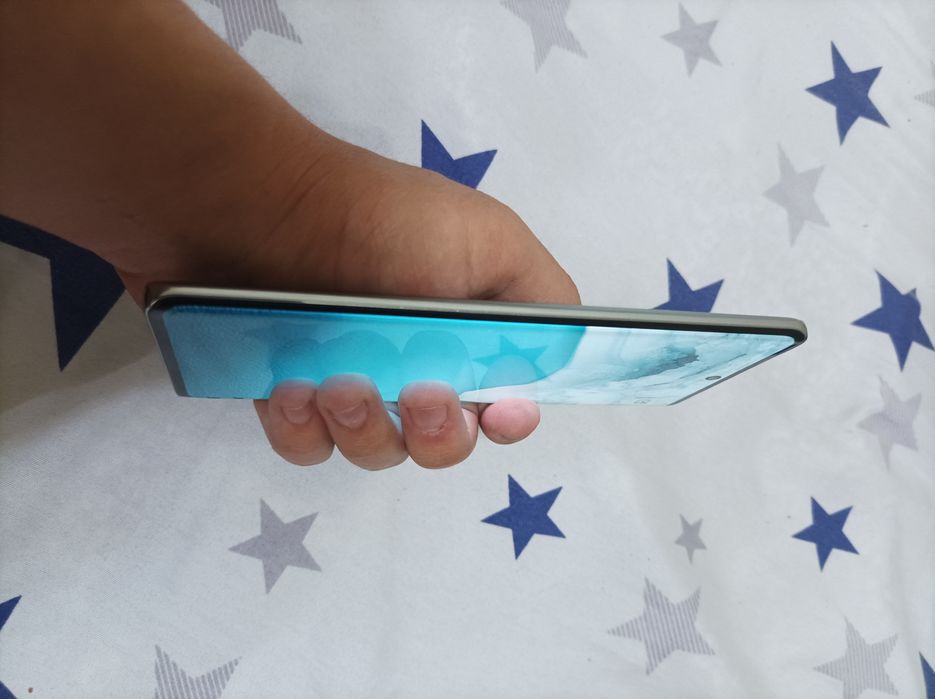 Huawei nova 10 8/128  phone