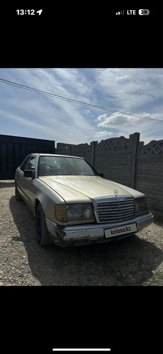 Мерседес 124 хорошом состояние