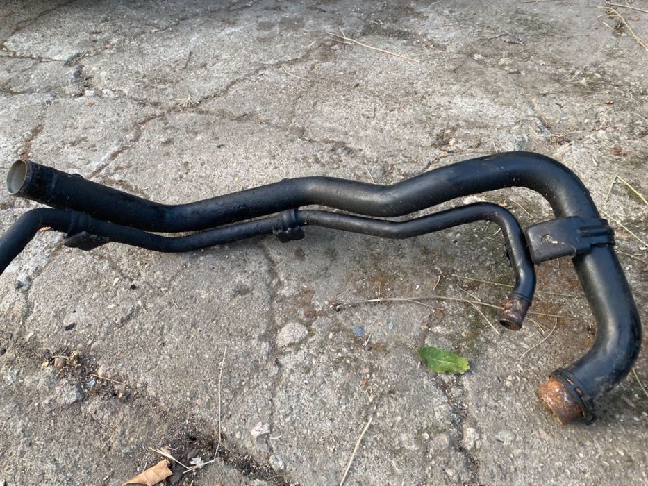 Водна тръба за Фолксваген Крафтър 2.5/ VW Crafter