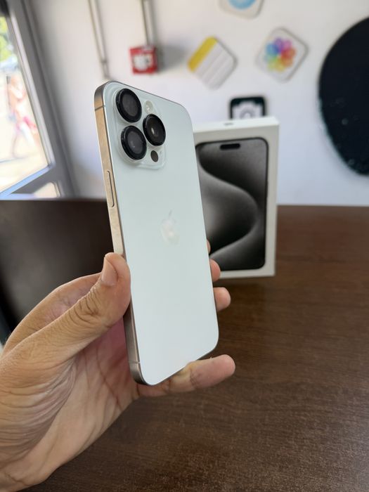 Vand Iphone 15 Pro Max 1 Tb Silver Full box