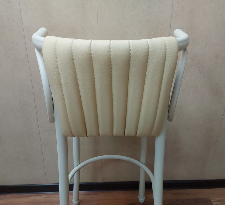 Продам барный стул