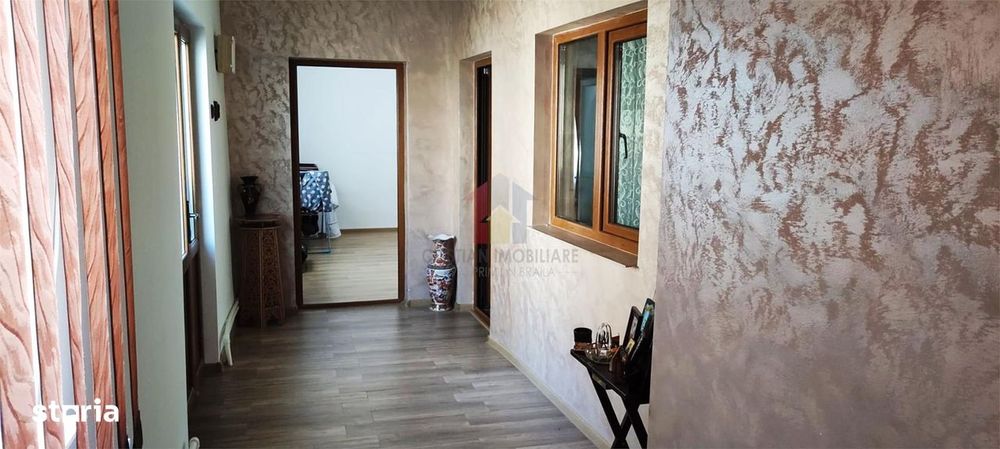 Casa Pretabila 2 familii, teren 1046 mp, toate utilitatile, Cazasu
