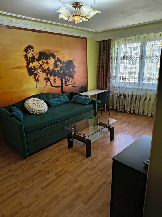 Închiriez 2 camere decomandate,mobilate, 2000 lei,Calea Rahovei, liber.