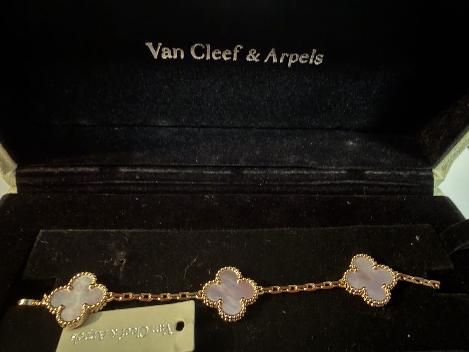 Van Cleef гривна размер 16