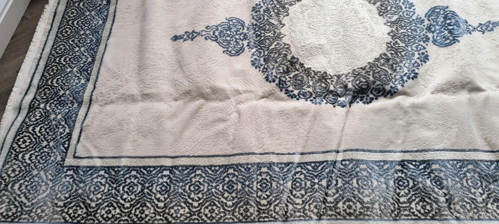 Продается новый ковер