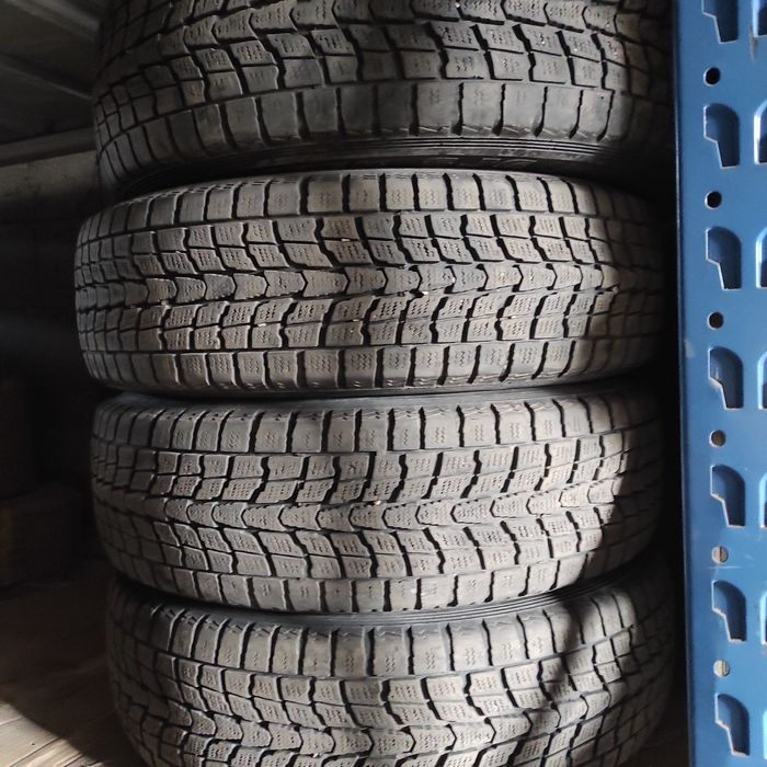 Шины зимние 225/65R18