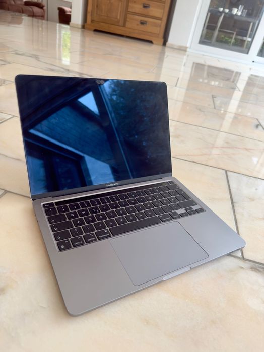 MacBook Pro 13” M1 – 1TB