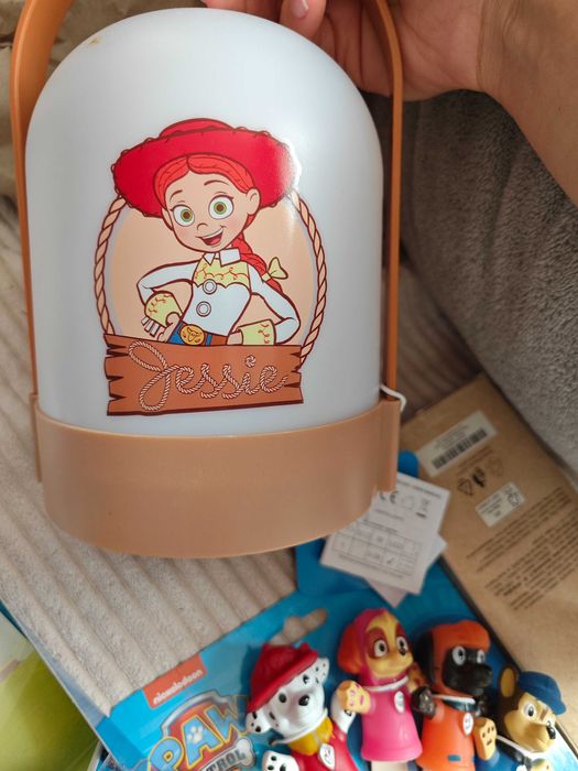 Играчки, занимателни игри