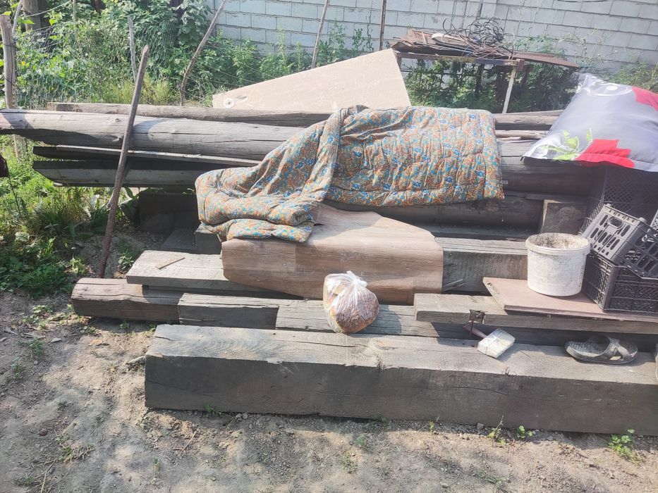 брус доски столбы