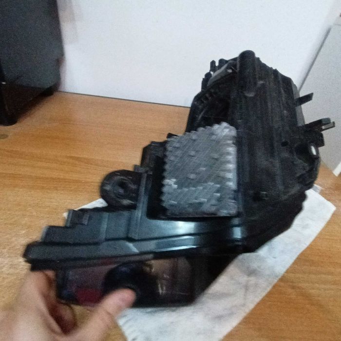 far dteapta audi a6 c8 4k0941034 full led original