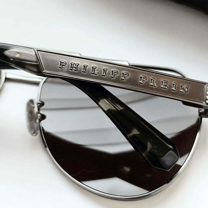 Солнцезащитные очки РР.