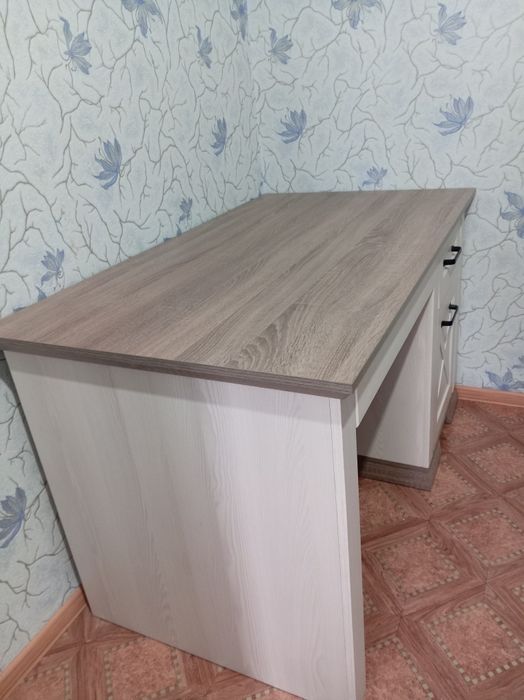 Стол письменный Марсель