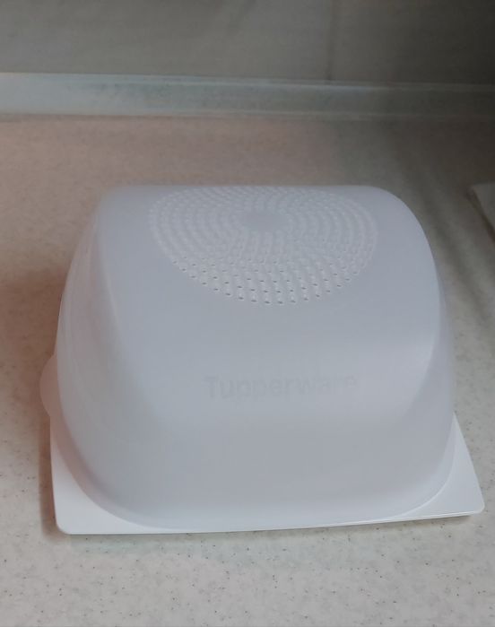 Сырница Tupperware