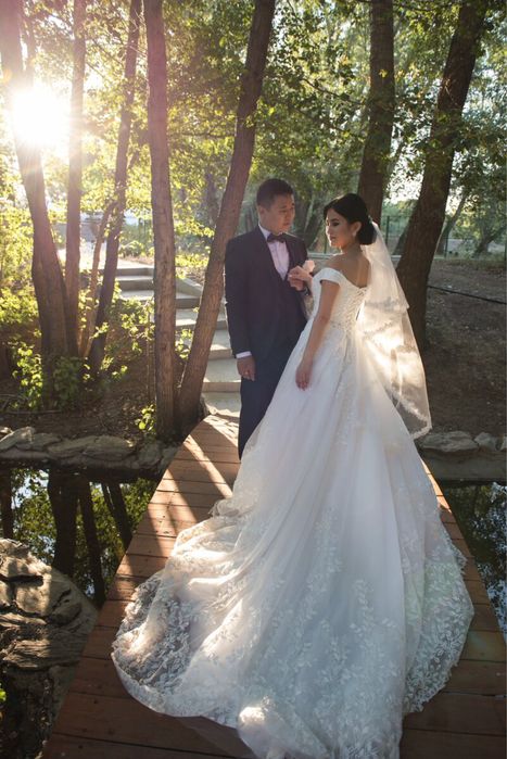 Свадебное платье