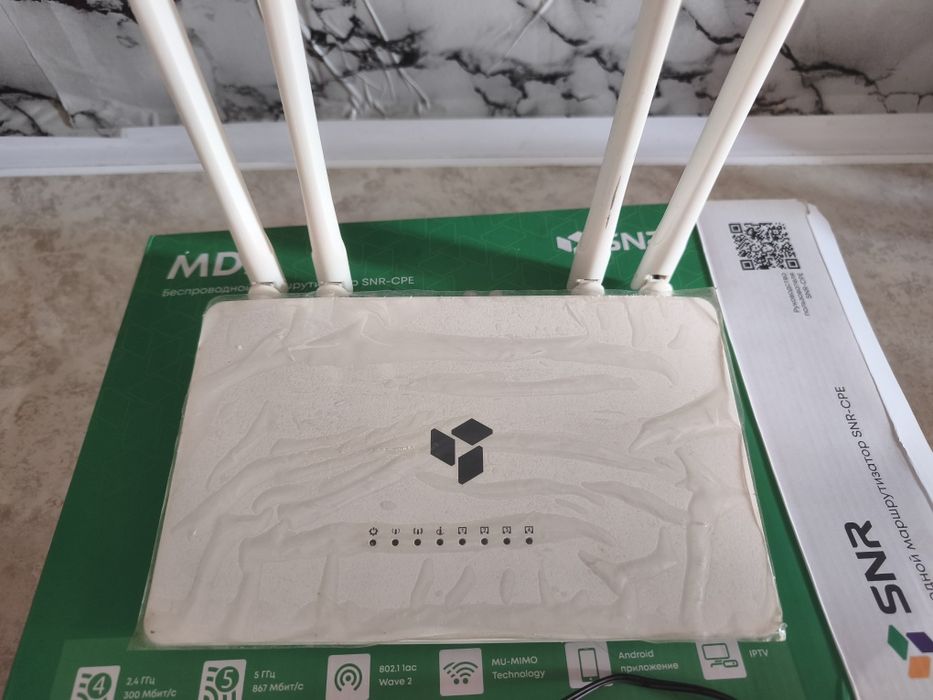 Wi-Fi router SNR-CPE-MD2 (Ikki diapazonli 2.4G / 5G) holati a'lo