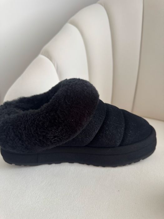 Ugg marimea 37 model blanita