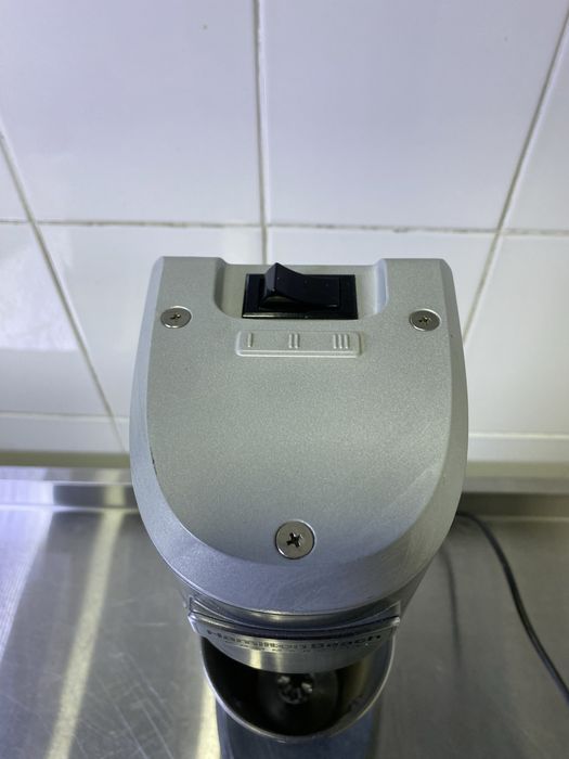 Миксер Hamilton Beach в отличном состоянии