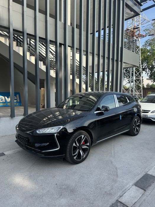 Aito seres 5 EV 2025