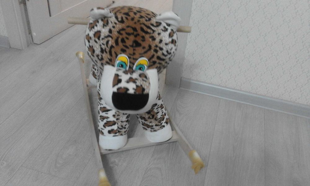 Игрушка-качалка (леопард)