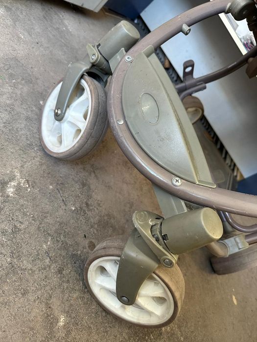 Детский коляски до года