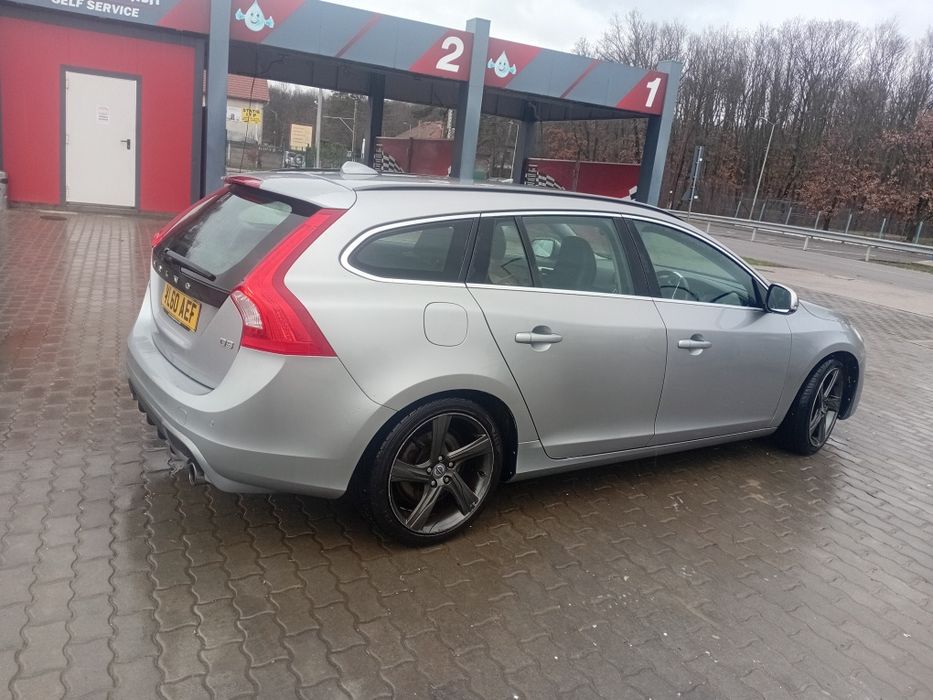 [VANZARE Urgenra ]Volvo v60 R Design 2.0 DIZZEL