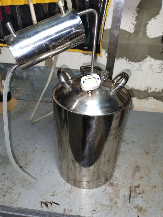 продам десцилярный аппарат на 12л