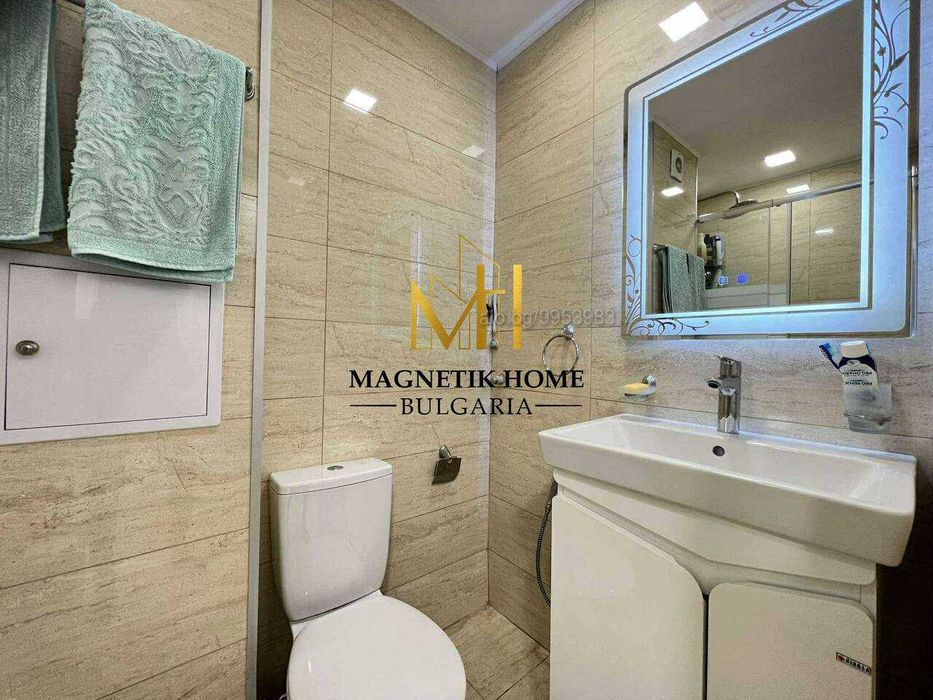 Дава се под наем Тристаен апартамент в Бургас, Славейков - 70 кв.м за 663 € - Снимка #3