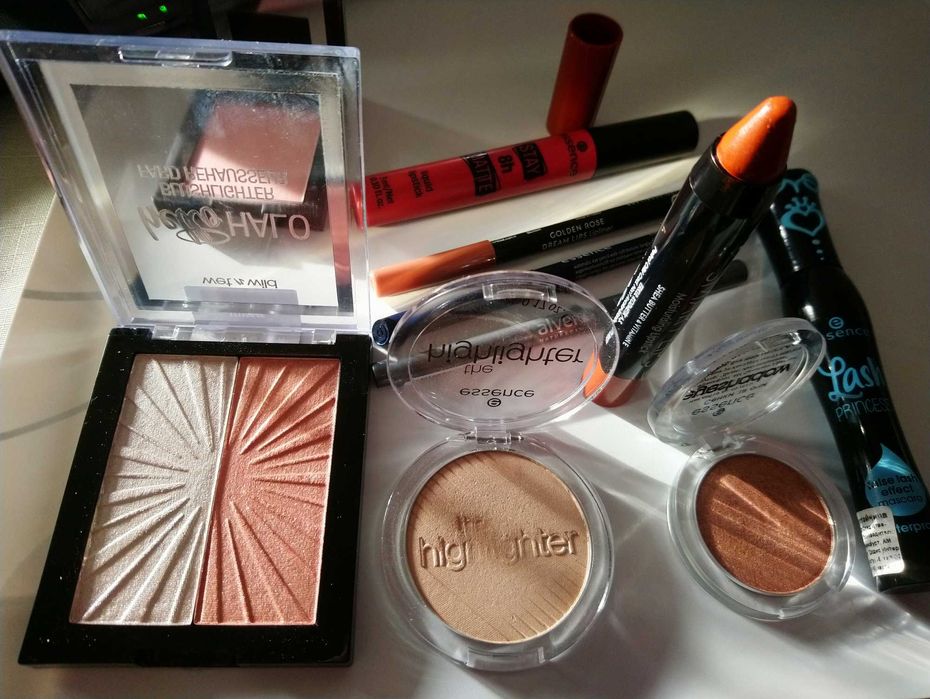 Козметика - Сенки , моливи  и спирали, палитра