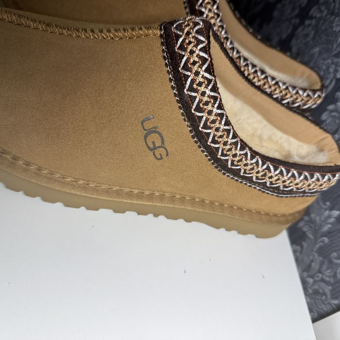 UGG  TAZZ  marimea 38
