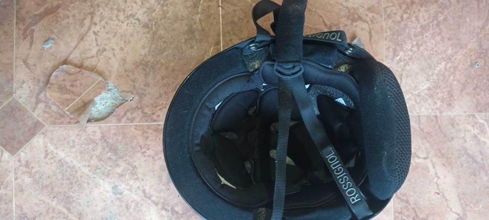 Детска ски каска и ръкавици