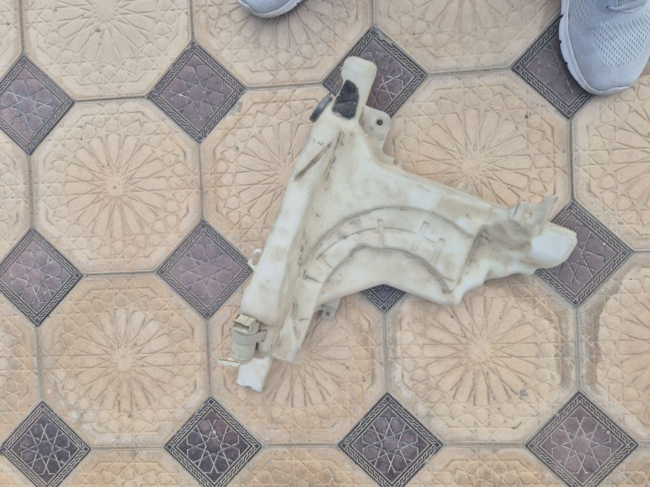 Бачок стеклоомывателя от исузу