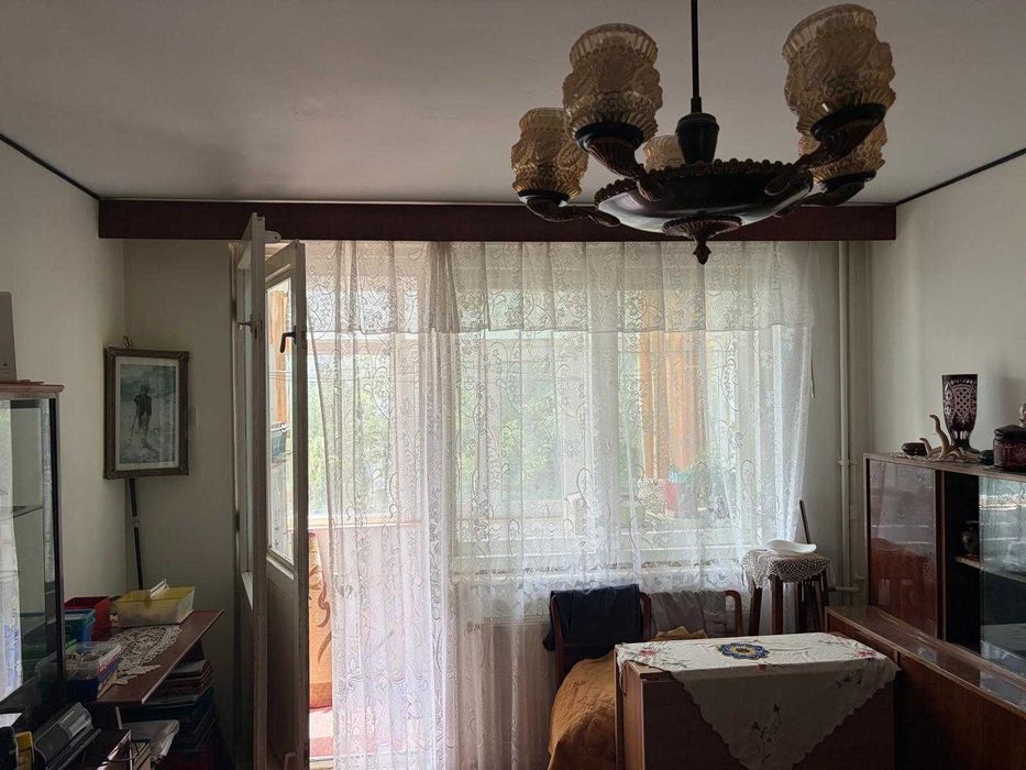 Vand apartament 2 camere - zona Catanga