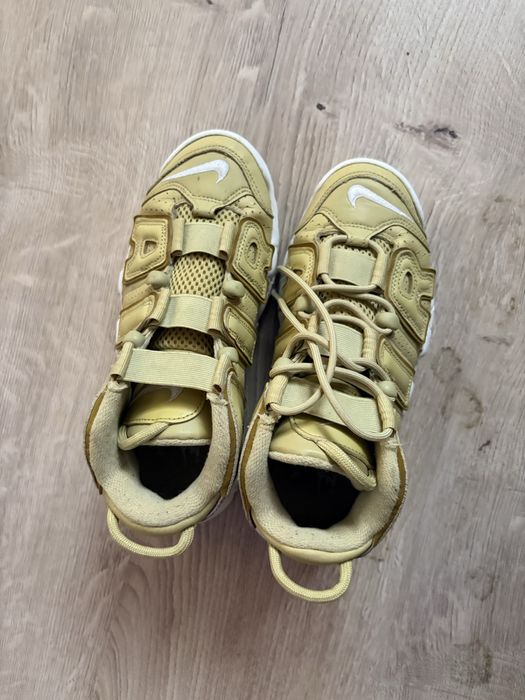 Vand nike umptemo de dama.