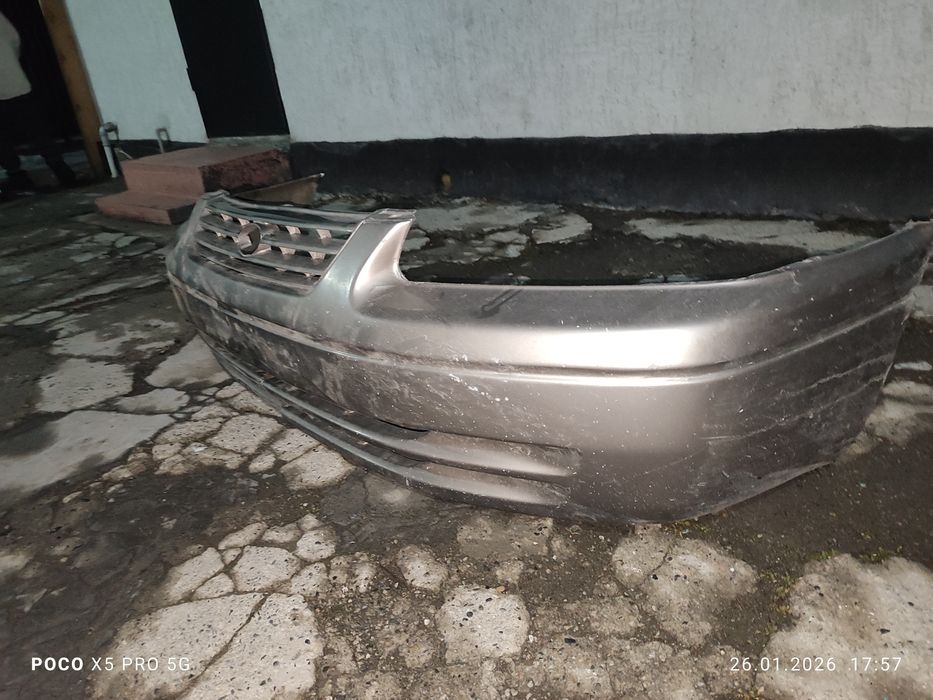 Продам бампер камри 20,25ка америка