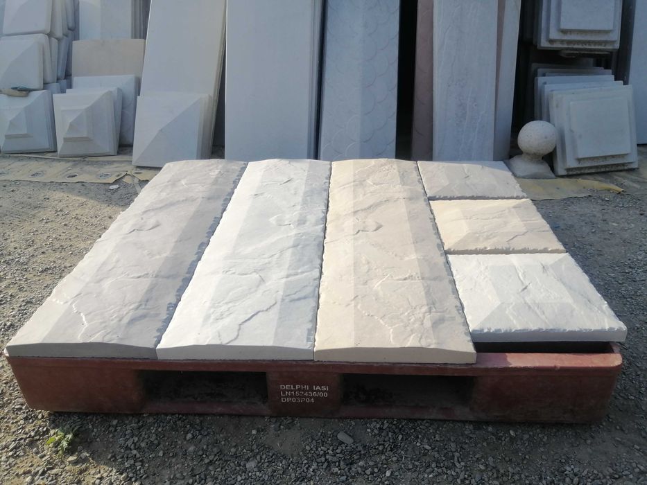 Capace și coame pentru garduri din beton