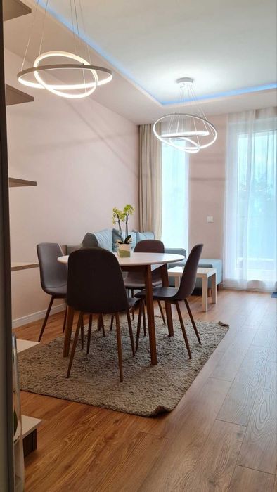 Дава се под наем Двустаен апартамент в София, Хладилника - 65 кв.м за 561 € - Снимка #3