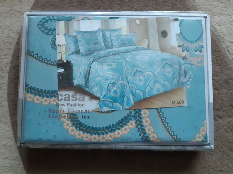 Lenjerii de pat din 4 piese noua