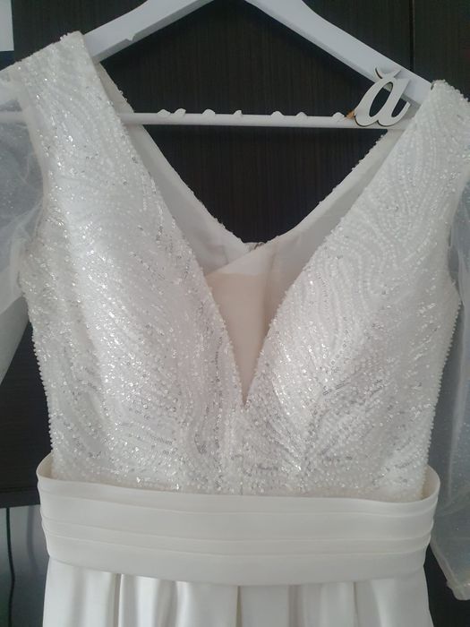 Vand rochie de mireasa
