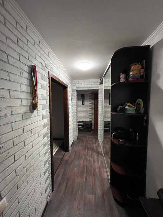 Продам 2 комнатную квартиру