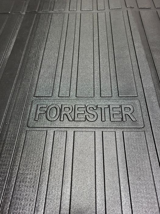 Subaru коврики в багажник