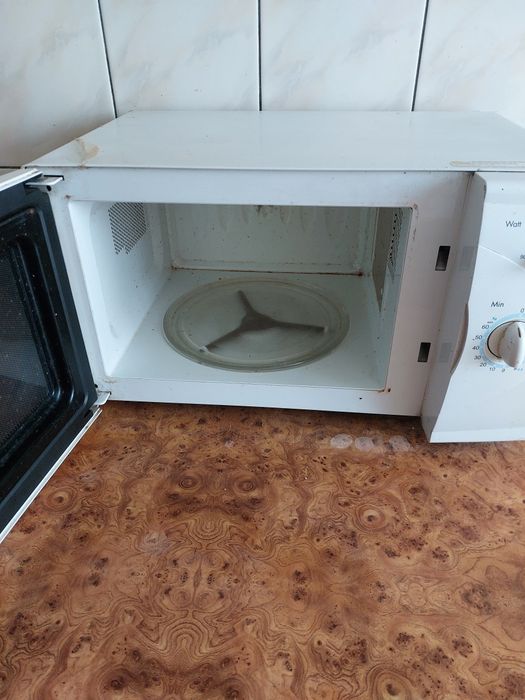 Микроволновая печь,продам