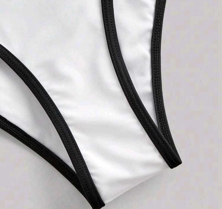 Costum alb de baie intreg dama marimea S