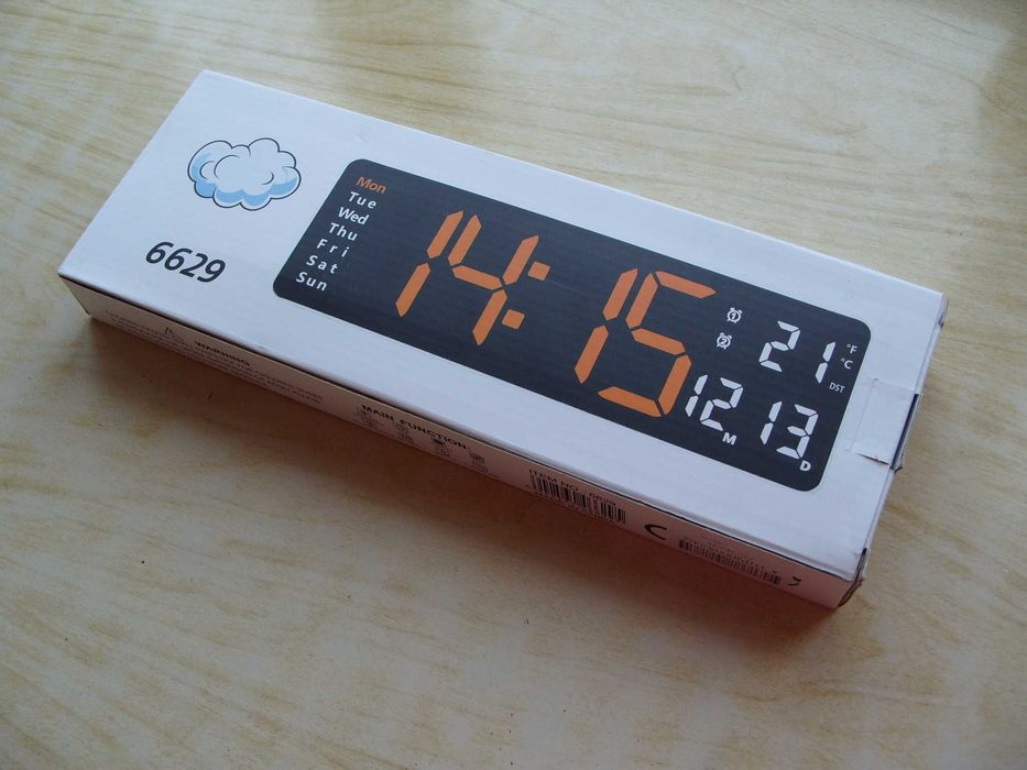 Голям електронен чaсoвник DS-6629, с термометър и дистанционно