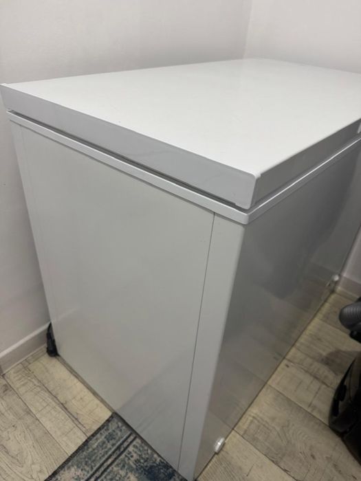 Продам морозильник