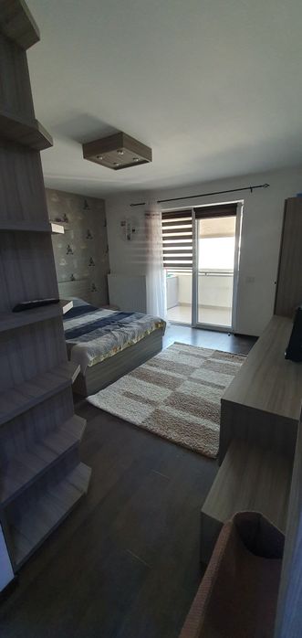 Garsoniera de închiriat